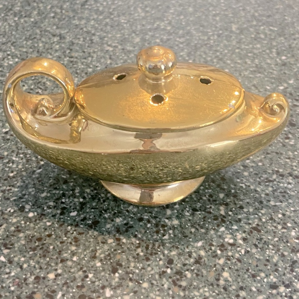 Novelty Genie Lamp